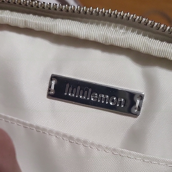 lululemon athletica Silver Belt Bag - Picture 8 of 12